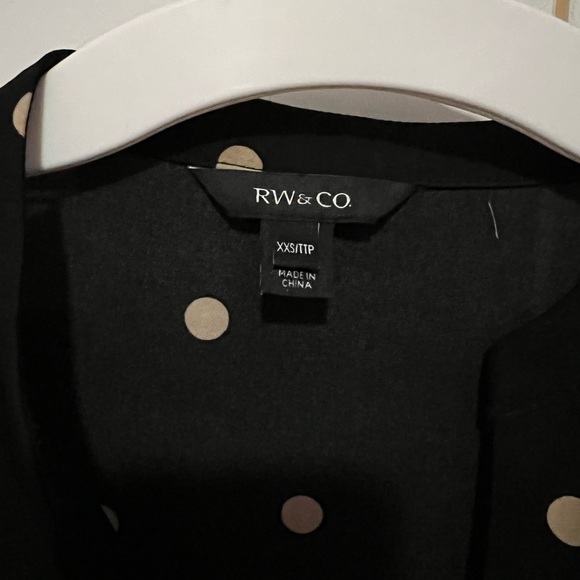 XXS Polka Dot RW&CO LONG SLEEVE TIE UP SHIRT - Picture 3 of 3